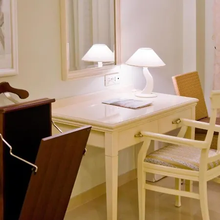 Sunceva Postelja - Luxury With Balcony And Side Sea View *